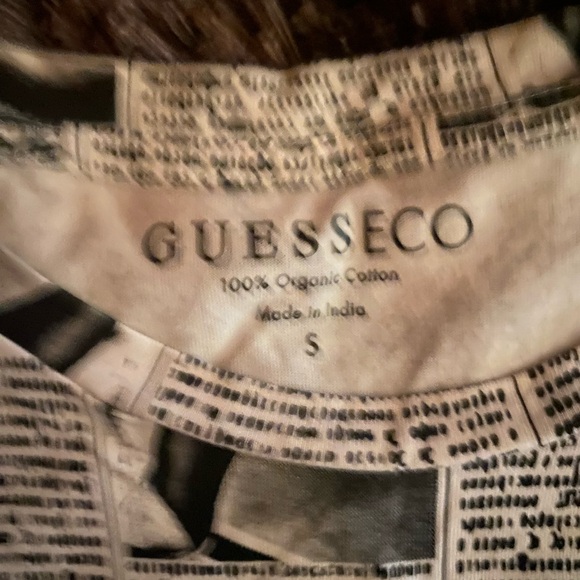 Guess - Picture 2 of 3